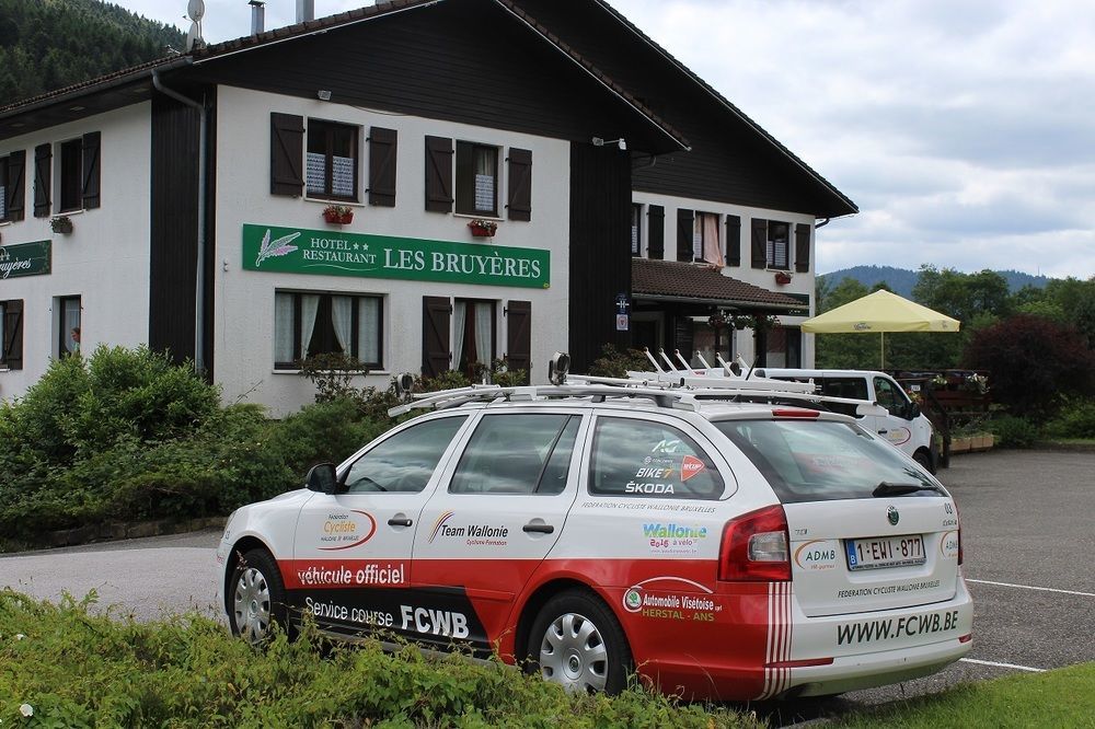 Hotel Les Bruyeres Вантрон Екстер'єр фото